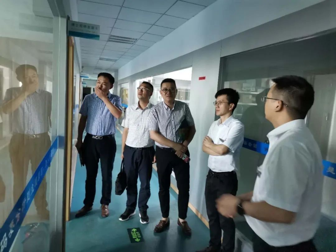 台州政府带队考察意昂2科技